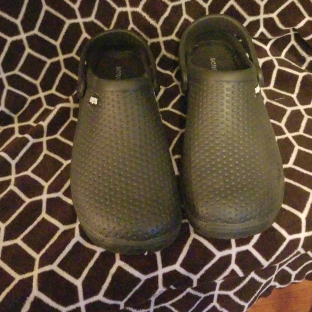 Nursing shoes